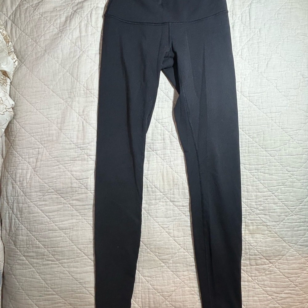 Lululemon Women’s Black High-Waisted Leggings
